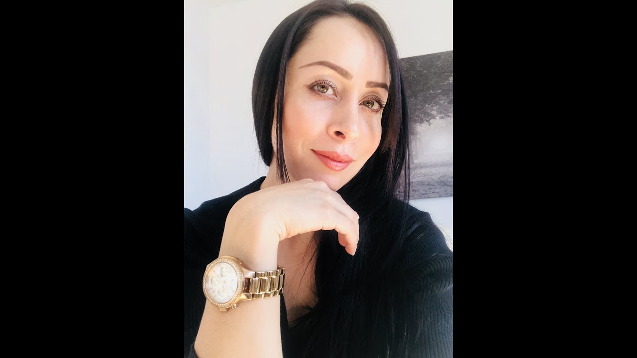 como debe usar el reloj una mujer